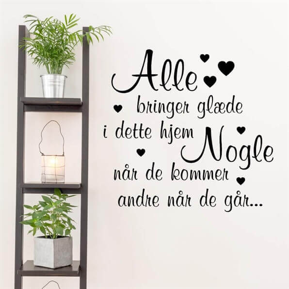 Jeder bringt Freude ins Haus - Wandtattoo