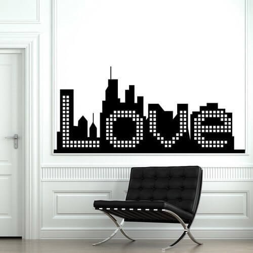 Mega cooler Wandaufkleber einer Stadt, in der der Text Love geschrieben steht. Love Stadt